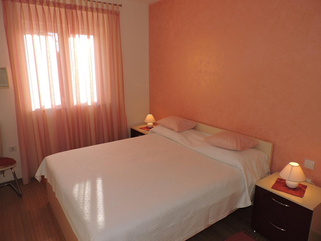 Apartman Legin Fažana Exterior foto