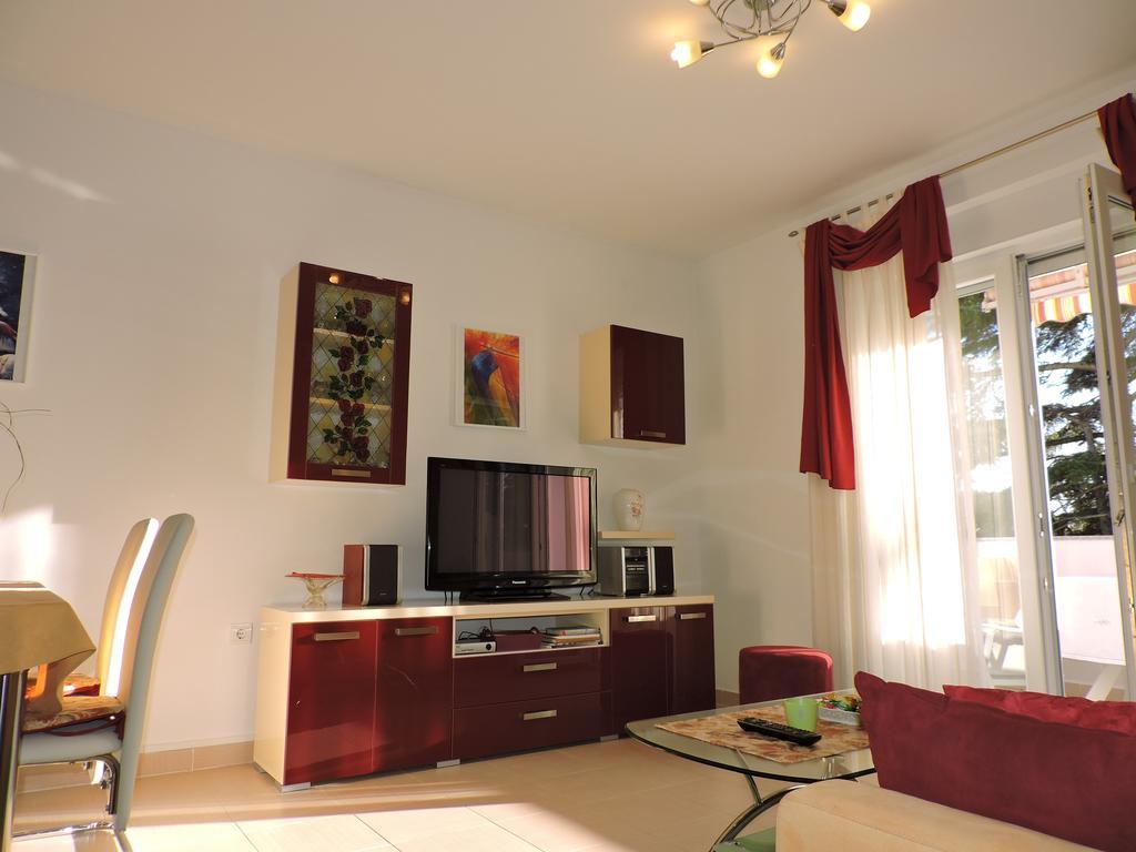 Apartman Legin Fažana Exterior foto